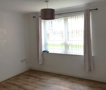 2 bedroom ground floor flat to rent - Photo 1
