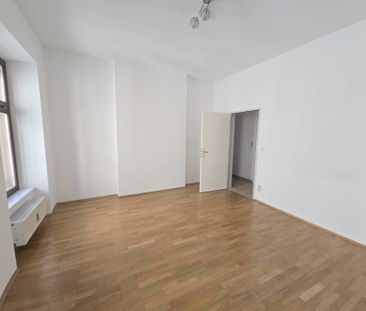 ALTBAU: 3 Zimmer Innenstadtwohnung - Sporgasse 29 - Top5/1 - Photo 1