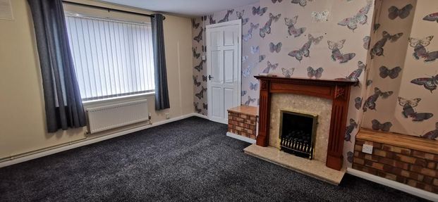 2 bedroom semi-detached house to rent - Photo 1