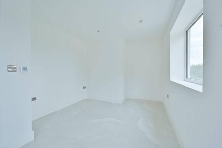 5 bedroom detached house to rent - Photo 5