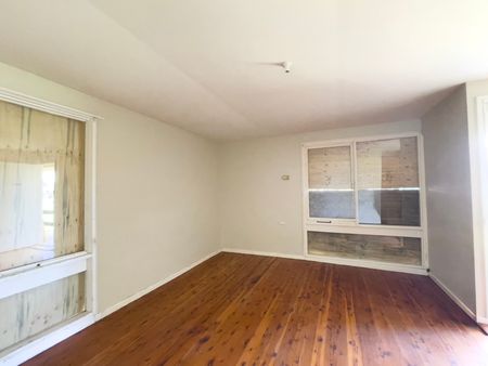 Good Sized Family Home - Photo 4