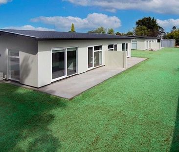 New 1 Bedroom Unit in sunny, quiet location - Photo 2