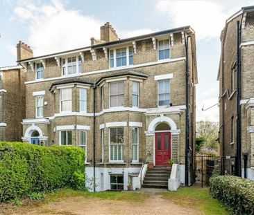 Vanbrugh Park, SE3, London - Photo 1