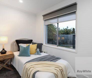 Beautifully Renovated & in a Lovely Position! - Photo 6