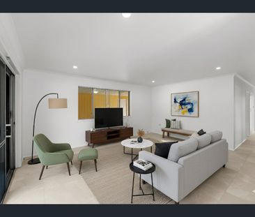 STYLISHLY RENOVATED HOME MOMENTS FROM THE BROADWATER - Photo 1