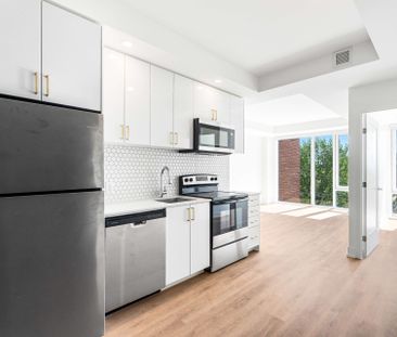 For Lease - 2070 Scott Street Unit# 604, Westboro - Hampton Park, O... - Photo 2