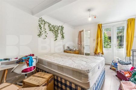 Spacious whole six double bedroom house split over three floors - Photo 2