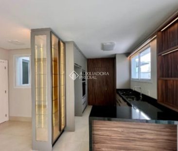 Cobertura com 3 quartos e 166m² para alugar em Jurerê, Florianópolis. - Foto 2