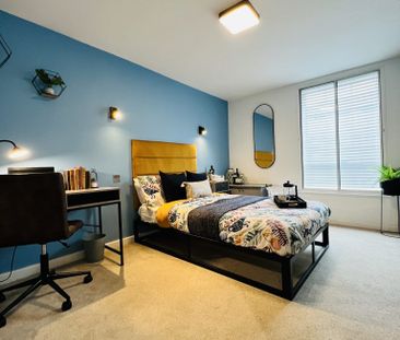 BEDROOM 5 – LARGE DOUBLE ENSUITE - Photo 5