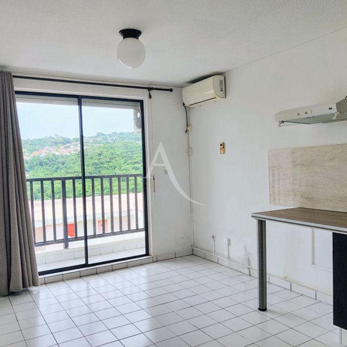 Location Appartement 17.53m² 1 pièce Fort de france - Photo 1