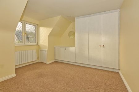 16 Cuttles Court, Comber, BT23 5YR - Photo 4