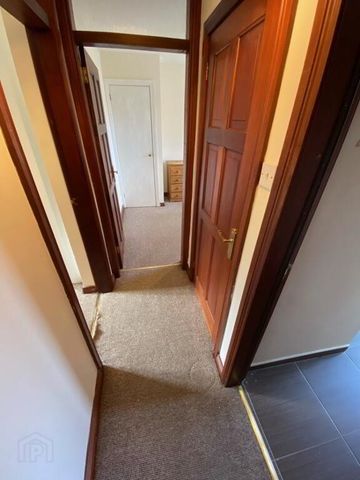 10 The Pines, Culcavy Road, Hillsborough, BT26 6NT - Photo 2