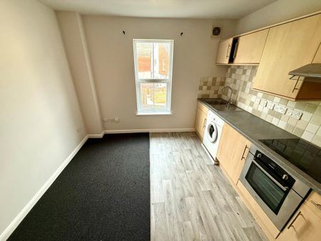 1 bedroom flat to rent - Photo 4