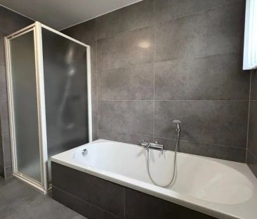 Appartement met 2 slaapkamers en zeer groot terras te Koekelare - Photo 5