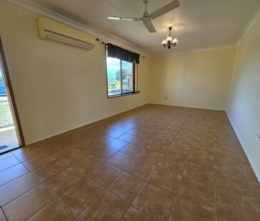 Spacious & Well-Maintained 3 Bedroom Brick Home in Millbank - Photo 2