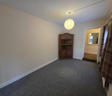 3 bedroom property to rent - Photo 2