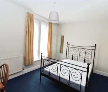 4 bedroom house to rent - Photo 2