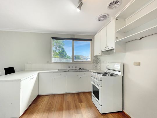 1/5 Cara Road, Highton - Photo 1
