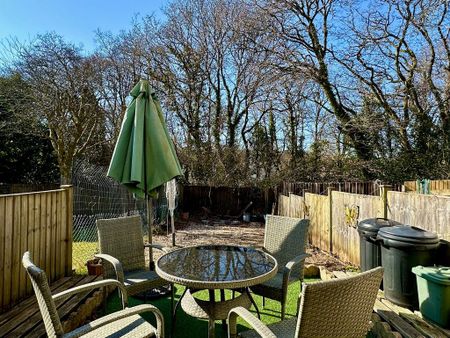 2 bedroom terraced house to rent - Photo 4