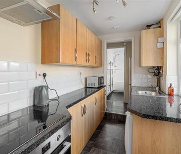 2 bedroom terraced house to rent - Photo 6
