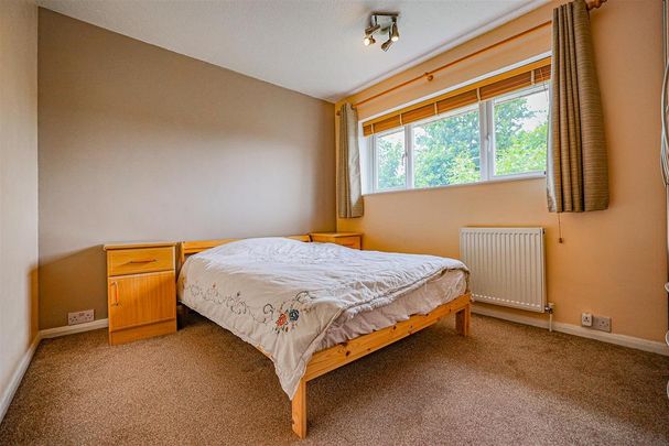 4 bedroom house to rent - Photo 1