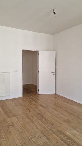 Appartement te huur - Photo 2