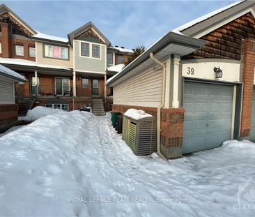 For Lease - 39 THORNBURY Crescent, South of Baseline to Knoxdale, O... - Photo 3