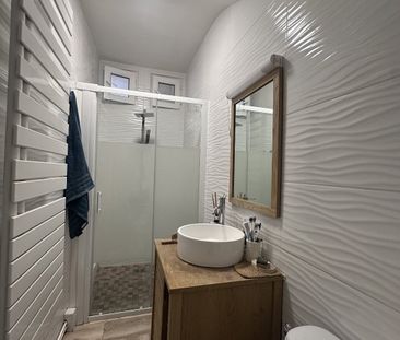 Location Appartement 3 pièces 57m² SETE 34200 - Photo 6