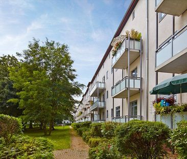 Klasse Wohnung mit Ausblick! - Photo 2