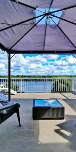 Maison en rangé à louer aux abords de la rivière des Prairies à Laval - Photo 3