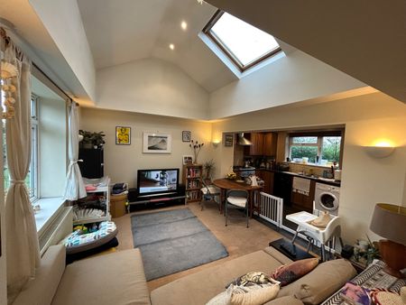 2 Bed Flat, Bishop Road, BS7 - Photo 2