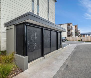 Modern Apartment with carpark - Photo 5