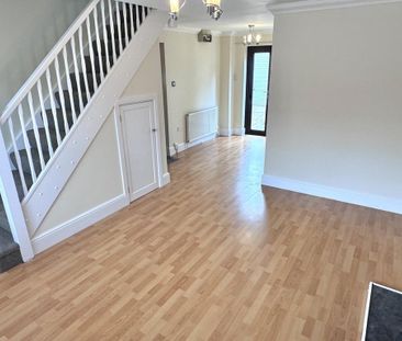 2 bedroom semi-detached house to rent - Photo 5