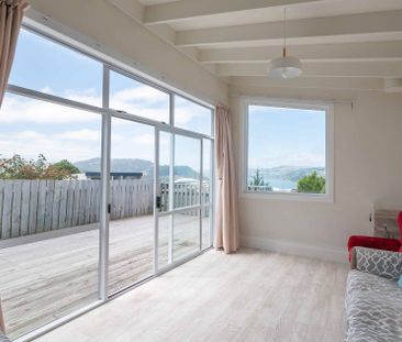 Renovated Inner City Home - Photo 3