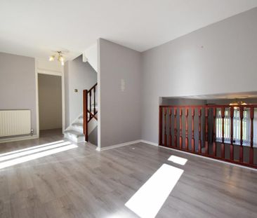 3 bedroom end of terrace house to rent - Photo 1