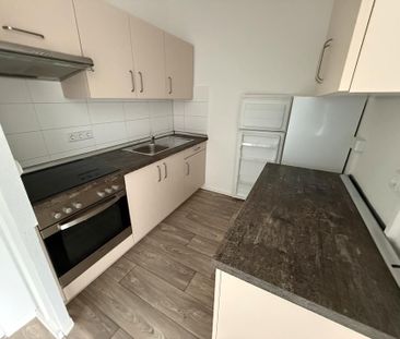 Sanierter 3-Zimmer-Traum mit Einbauküche - Photo 2