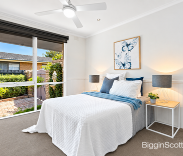 Three-Bedroom Family Home with Great Outdoor Space - Photo 5