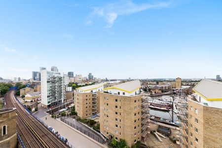 1 Bed Penthouse, Vitruvian Court, E14 - Photo 4