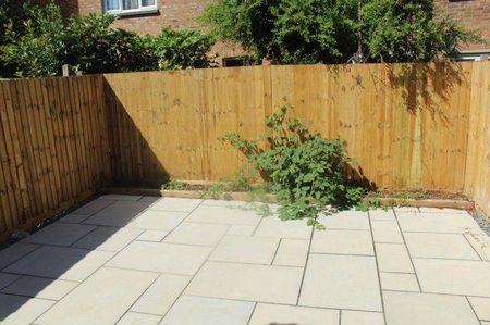 3 bedroom house share to rent - Photo 3