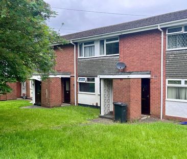 2 bedroom Flat To Let - Photo 3