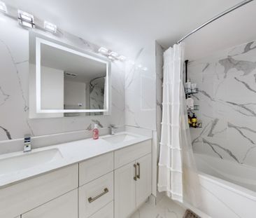 For Lease - 309 Major Mackenzie Drive Unit# 322, Richmond Hill, Ont... - Photo 2