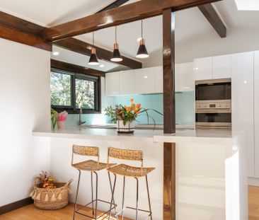 Spacious Renovated Family Home - Photo 6