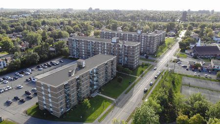 810-860 Canterbury Avenue, Elmvale - Eastway - Riverview - Riverview Park West, Ottawa, ON - Photo 2