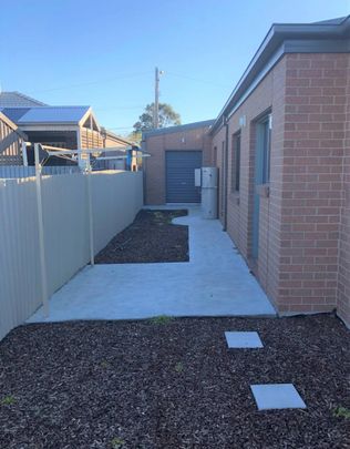 Modern Townhouse. - Photo 1