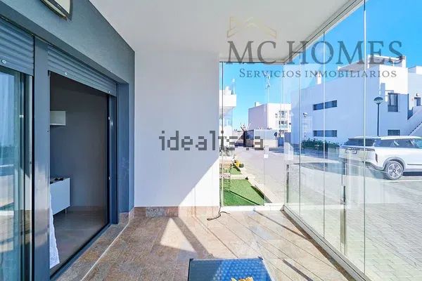 Alquiler de piso en Avenida Monte de lo - Photo 1