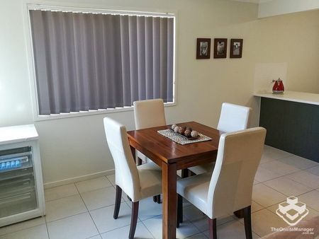 LUXURY RESORT STYLE APARTMENT AT CLERMONT please call Amy on 0431 598 753 for inspection - Photo 2