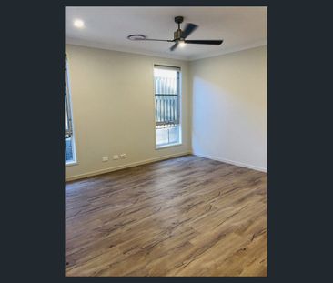 Immaculate Five Bedroom Home With Study and Media Room - Coomera - Photo 4