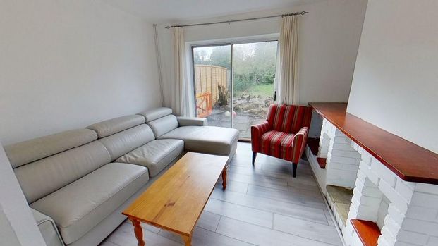 4 bedroom semi-detached house to rent - Photo 1