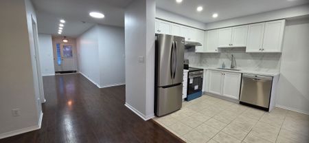 For Lease - 674 Brasswinds Trail, Oshawa, Ontario - Photo 4