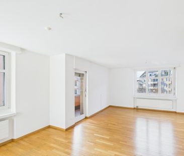 Sanierte Wohnung am pulsierendem Schaffhauserplatz - Photo 3